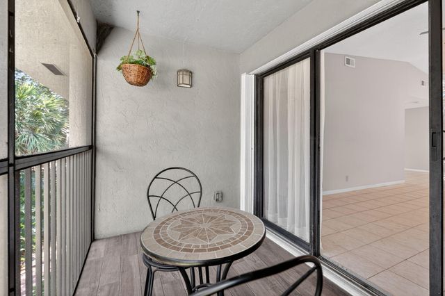 2301 Sabal Ridge Court H, Palm Beach Gardens, FL 33418