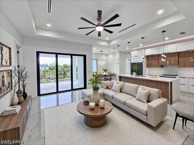 1321 NE 19th TER, Cape Coral, FL 33909
