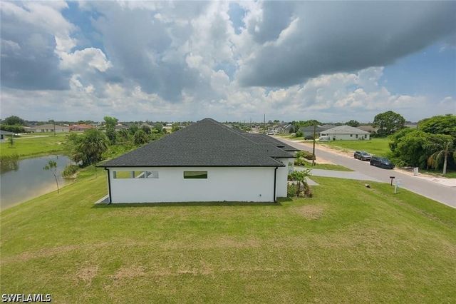 1321 NE 19th TER, Cape Coral, FL 33909