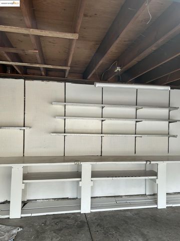 1363 Ridgecrest Rd, Pinole, CA 94564