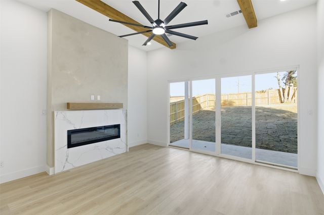 618 S Moore Street, Dallas, TX 75203