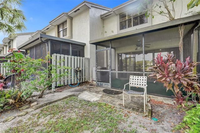 3325 S Carambola Cir S 2407, Coconut Creek, FL 33066