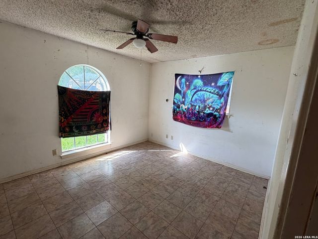 3643 MINTHILL DR, San Antonio, TX 78230