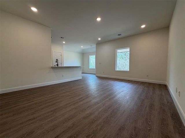 2017 Brush Creek Way, Newcastle, OK 73065