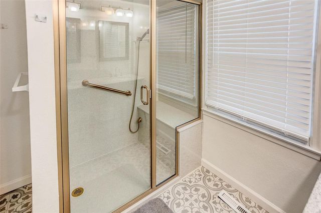 121 Country Club Place, Belleville, IL 62223