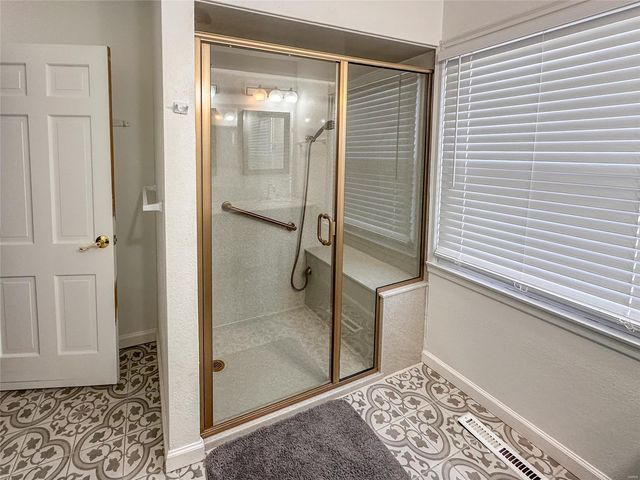 121 Country Club Place, Belleville, IL 62223