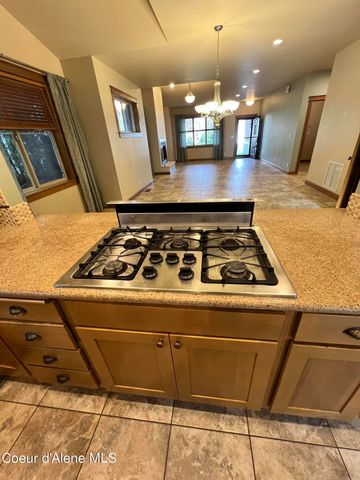 3236 N MILLWRIGHT LN, Coeur D'alene, ID 83814