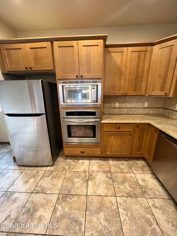 3236 N MILLWRIGHT LN, Coeur D'alene, ID 83814