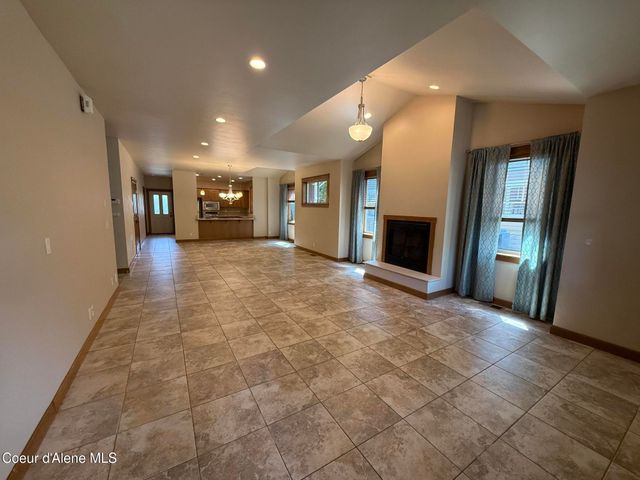 3236 N MILLWRIGHT LN, Coeur D'alene, ID 83814