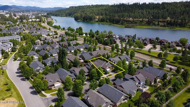 3236 N MILLWRIGHT LN, Coeur D'alene, ID 83814