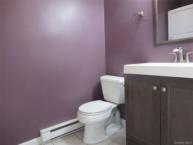 5909 Chelsea Cove N, Hopewell Junction, NY 12533