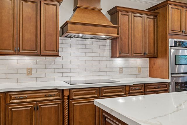 1663 Sunset Park Dr, Nolensville, TN 37135