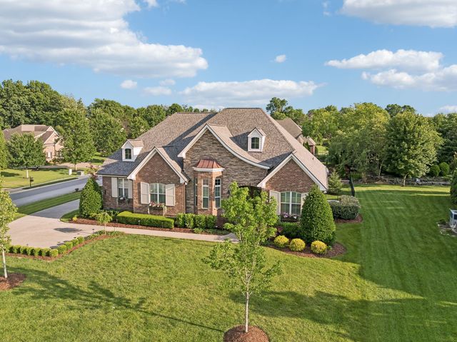 1663 Sunset Park Dr, Nolensville, TN 37135