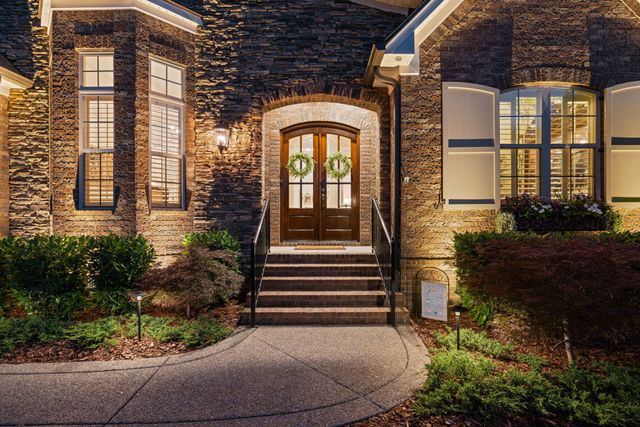 1663 Sunset Park Dr, Nolensville, TN 37135