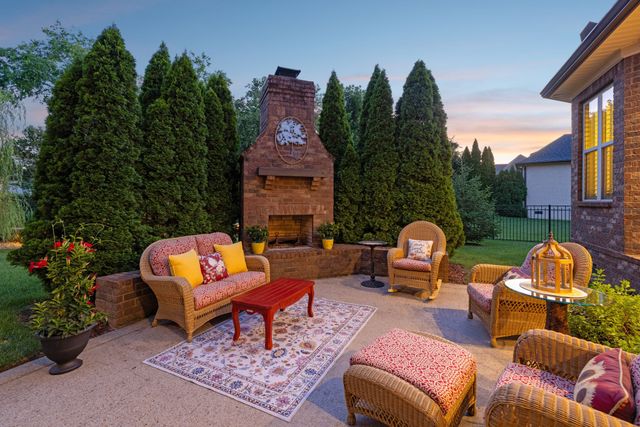 1663 Sunset Park Dr, Nolensville, TN 37135