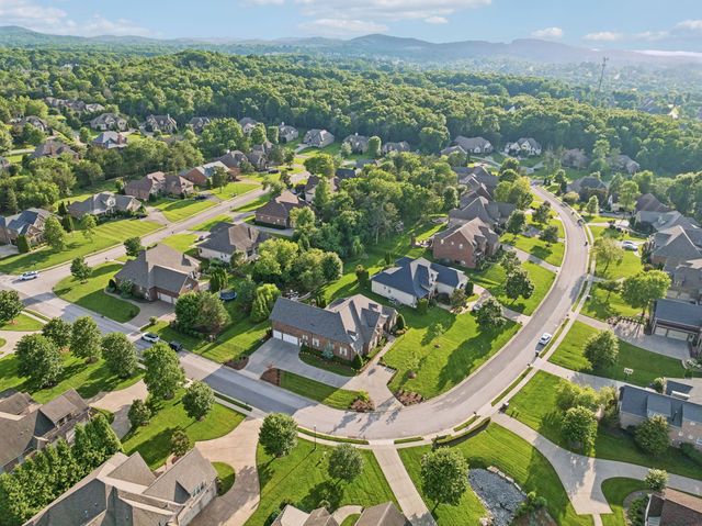 1663 Sunset Park Dr, Nolensville, TN 37135