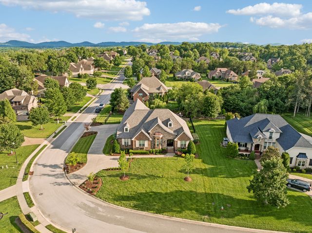 1663 Sunset Park Dr, Nolensville, TN 37135