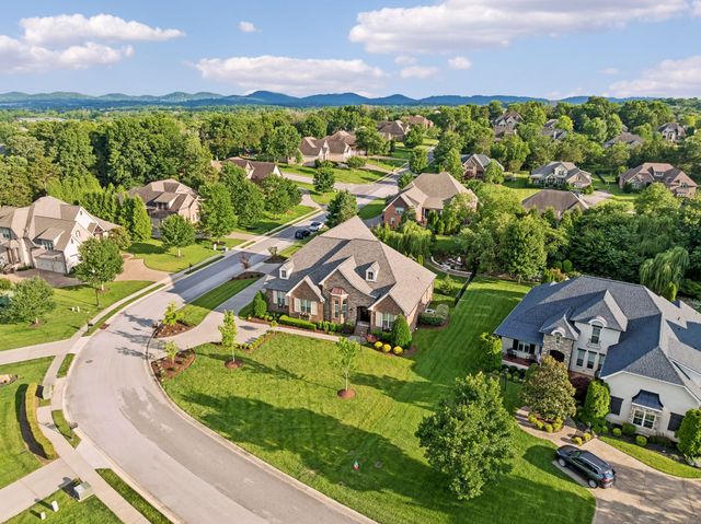 1663 Sunset Park Dr, Nolensville, TN 37135