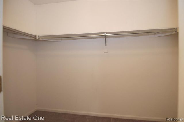 5590 Greenbriar Drive, West Bloomfield, MI 48322