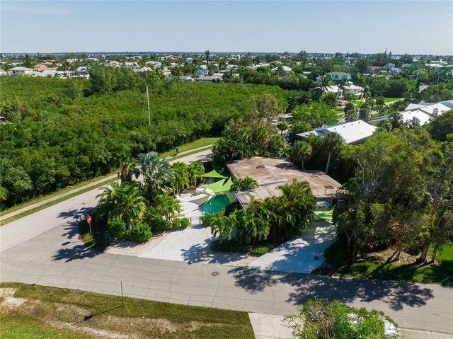 8010 MARINA DRIVE, Holmes Beach, FL 34217