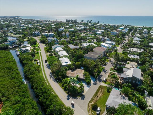 8010 MARINA DRIVE, Holmes Beach, FL 34217