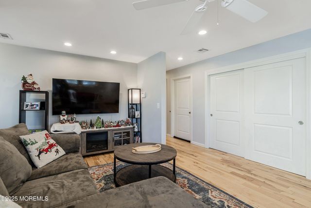 513 Glenwood Avenue, Brick, NJ 08723