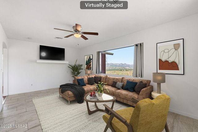 380 Brinca Court, Rio Rico, AZ 85648