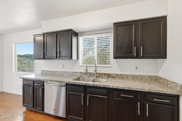 380 Brinca Court, Rio Rico, AZ 85648