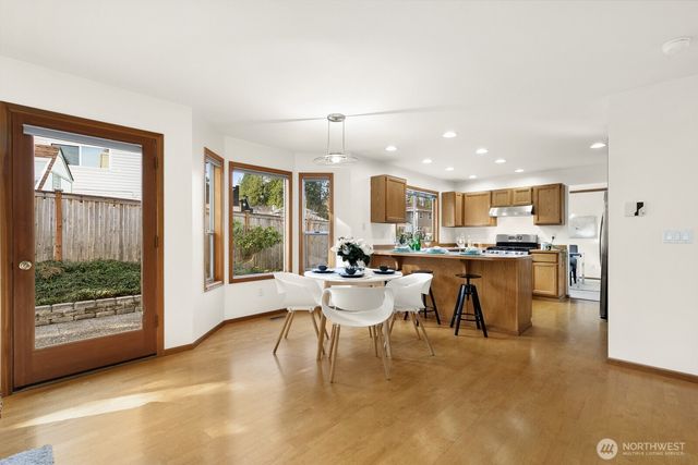 1719 223rd Place NE, Sammamish, WA 98074