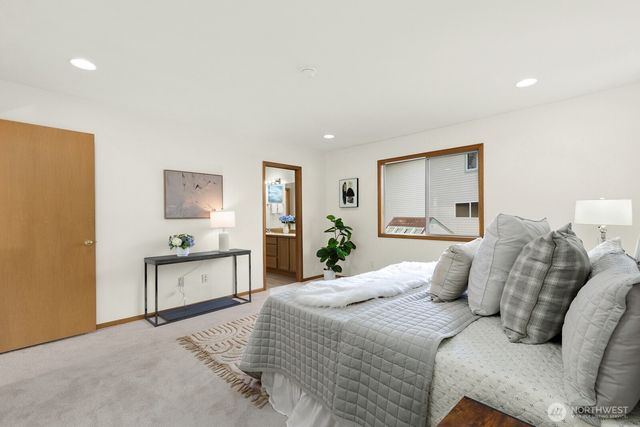 1719 223rd Place NE, Sammamish, WA 98074