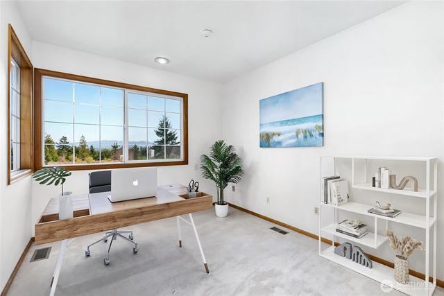 1719 223rd Place NE, Sammamish, WA 98074