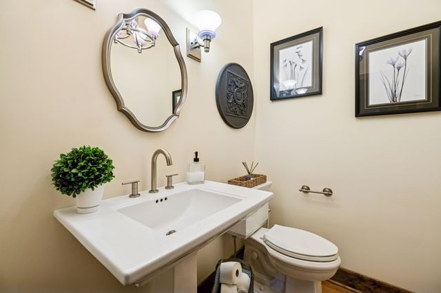 4556 Gossburg Rd, Beechgrove, TN 37018