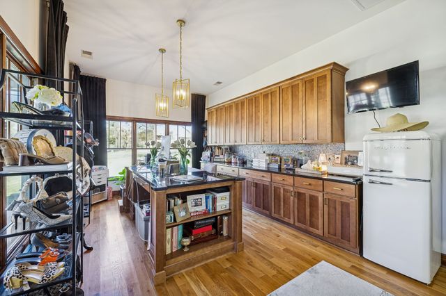 4556 Gossburg Rd, Beechgrove, TN 37018