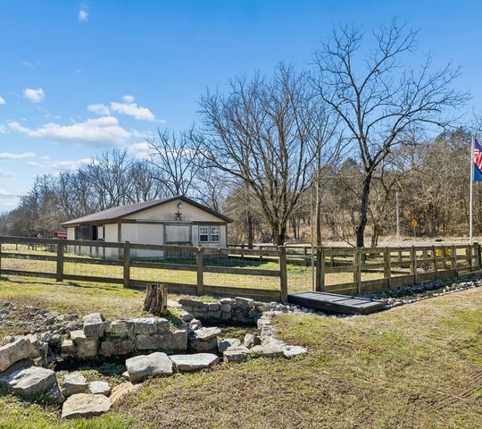 4556 Gossburg Rd, Beechgrove, TN 37018