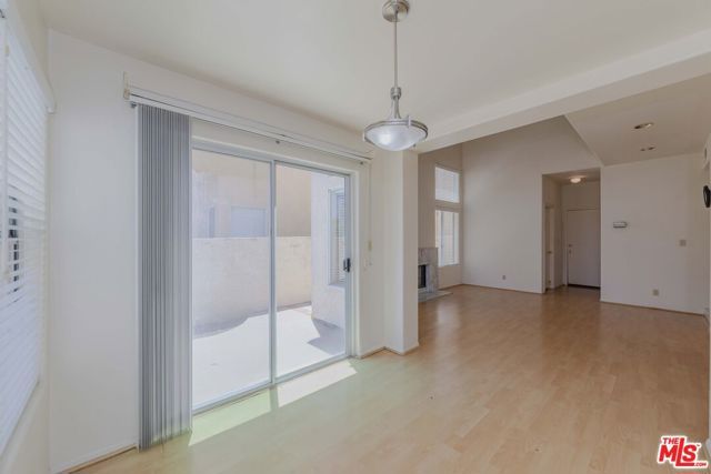 7442 Bobbyboyar Avenue, West Hills (los Angeles), CA 91307