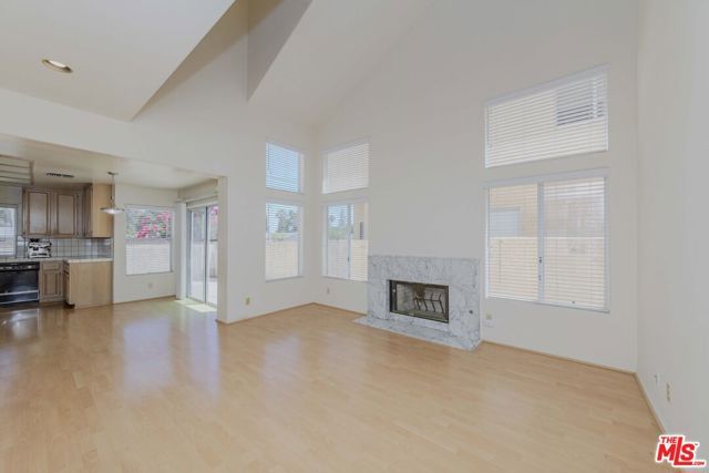 7442 Bobbyboyar Avenue, West Hills (los Angeles), CA 91307