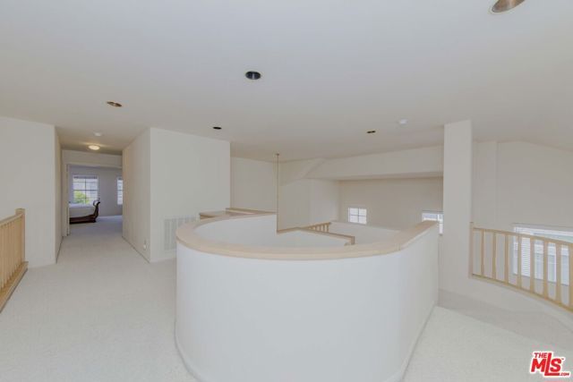 7442 Bobbyboyar Avenue, West Hills (los Angeles), CA 91307