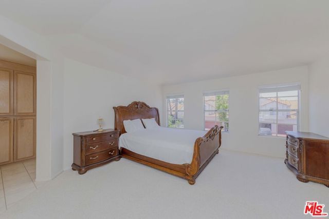 7442 Bobbyboyar Avenue, West Hills (los Angeles), CA 91307
