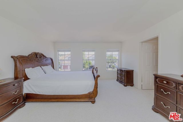 7442 Bobbyboyar Avenue, West Hills (los Angeles), CA 91307