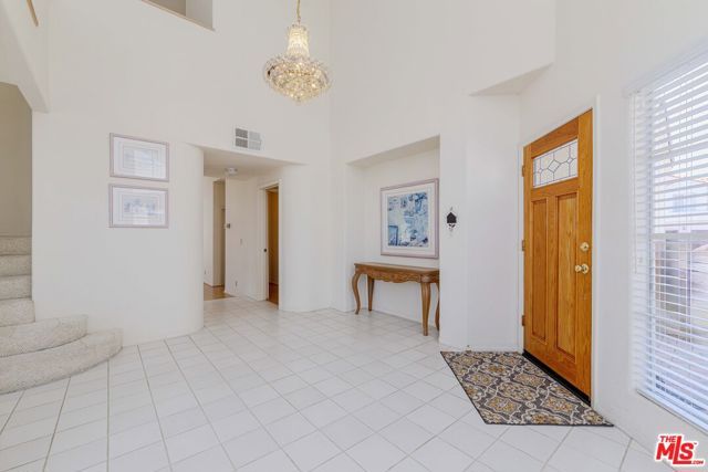 7442 Bobbyboyar Avenue, West Hills (los Angeles), CA 91307