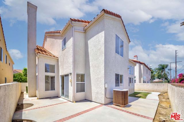 7442 Bobbyboyar Avenue, West Hills (los Angeles), CA 91307