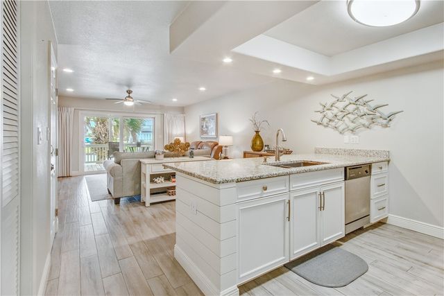 2292 FULTON BEACH Road N 402, Rockport, TX 78382