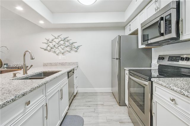 2292 FULTON BEACH Road N 402, Rockport, TX 78382