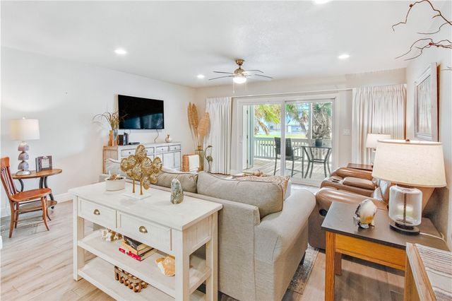 2292 FULTON BEACH Road N 402, Rockport, TX 78382