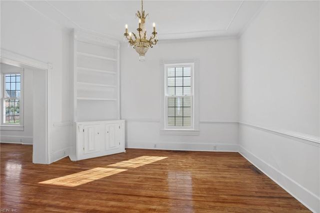 217 N Saratoga ST, Suffolk, VA 23434