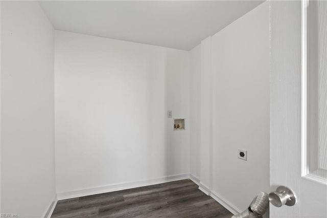 217 N Saratoga ST, Suffolk, VA 23434