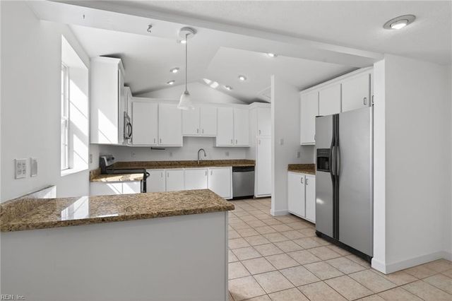 217 N Saratoga ST, Suffolk, VA 23434