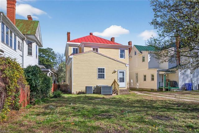 217 N Saratoga ST, Suffolk, VA 23434