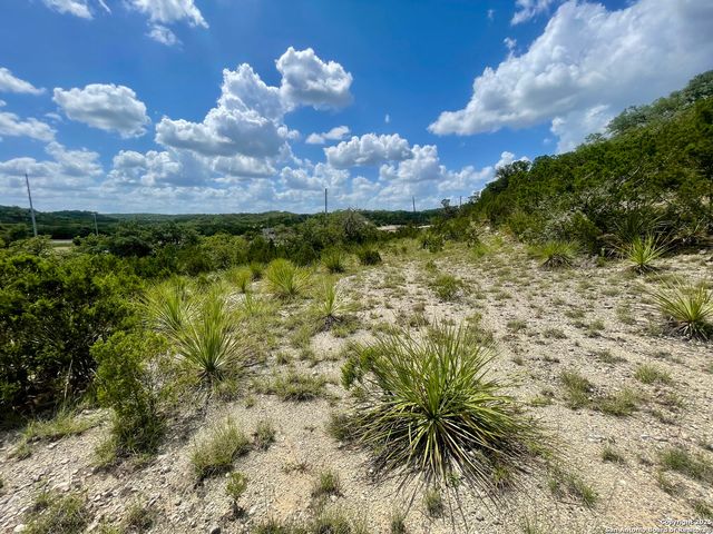 N US HIGHWAY 281, San Antonio, TX 78260