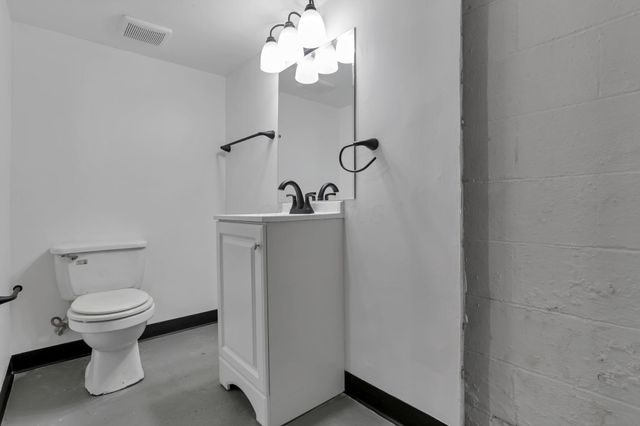 408 Derrer Road, Columbus, OH 43204